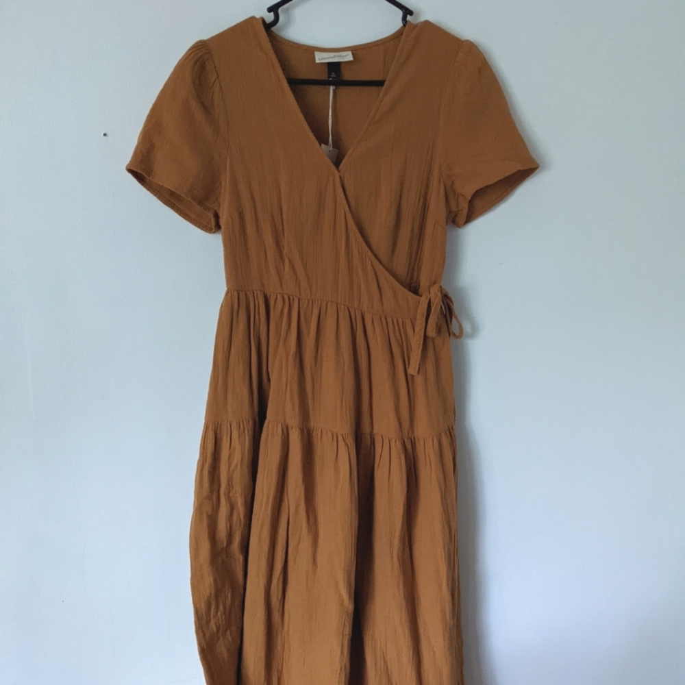 NWT Universal Thread Mustard Wrap Midi Dress